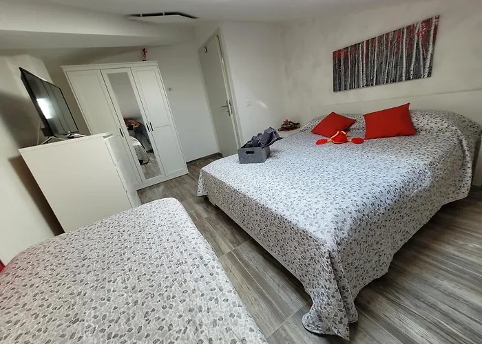 Villa Sonia Apartment & Rooms